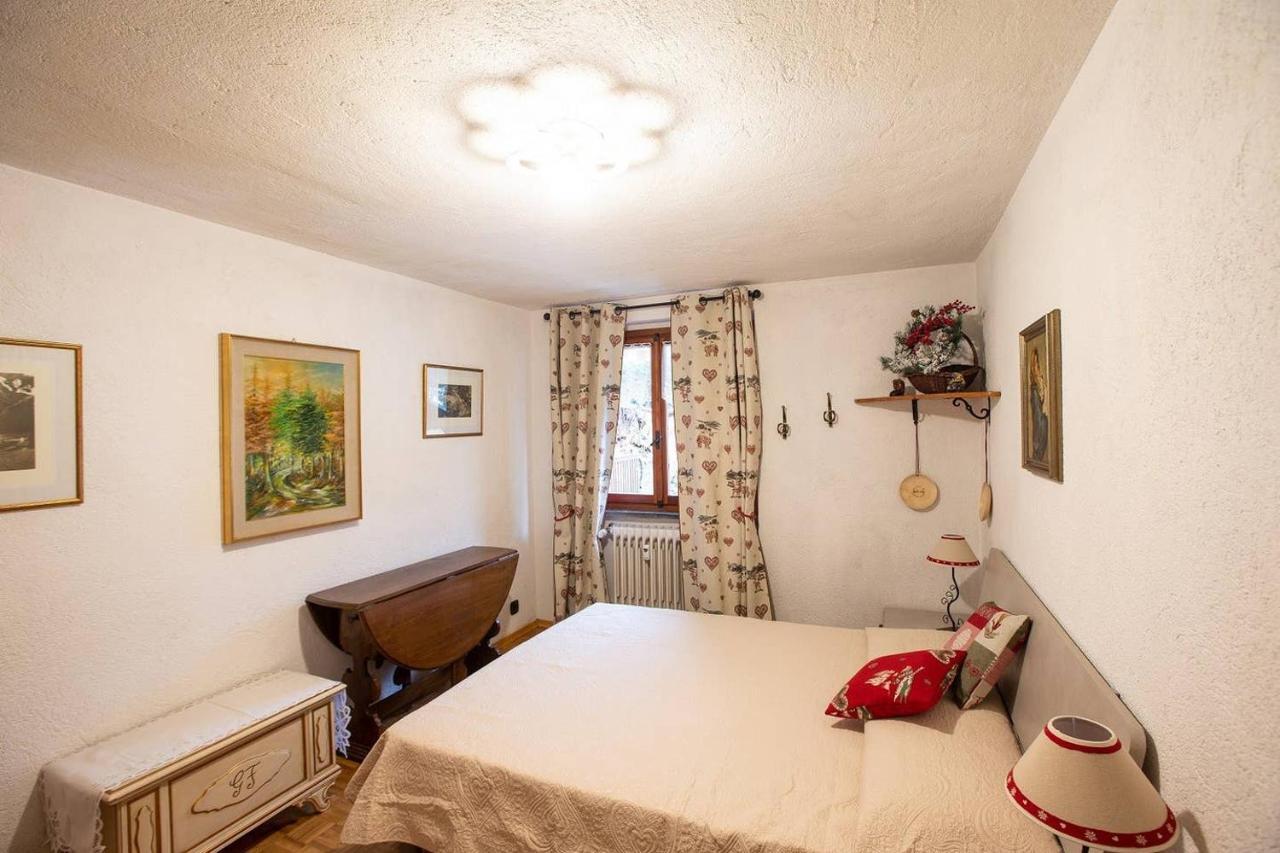 Joivy Flat For 6, In The Historic Town Pre-Saint-Didier Appartement Buitenkant foto